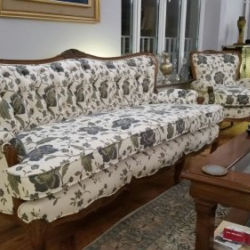 sofa restaurado y tapizado